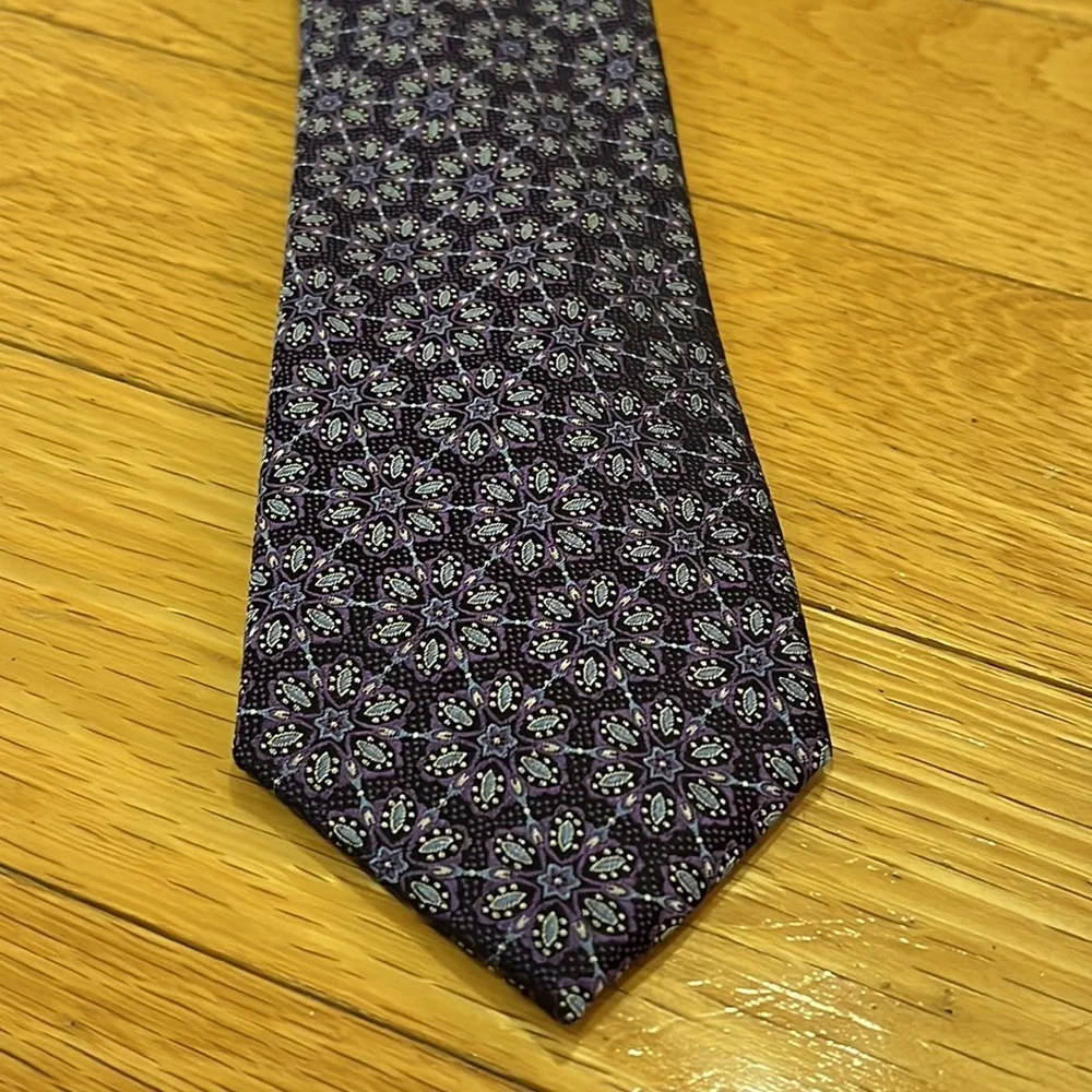 NWT Joseph Abboud Purple Floral Medallion Silk Tie